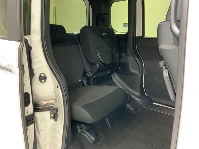 Ｎ－ＢＯＸカスタム ベースグレード　Ｈ　ＳＥＮＳＩＮＧ　新車保証　試乗車　ワンオーナー　ナビＶＸＭ－２４５ＺＦＥＩ　ＴＶ　Ｒカメラ　ＢＴオーディオ　シ－トヒ－タ－　ＥＴＣ　ＬＥＤライト　ＶＳＡ　両側電動　クルコン　アルミ　スマ－トキ－（35枚目）