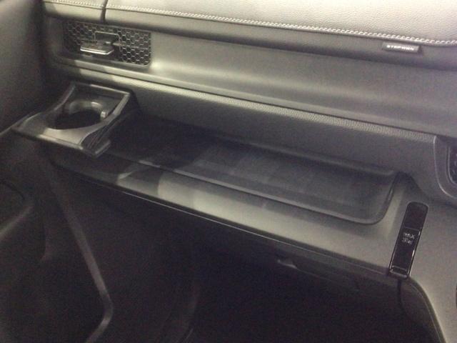 ステップワゴン ｅ：ＨＥＶスパーダ　Ｈ　ＳＥＮＳＩＮＧ　最長５年保証　ワンオーナー　ナビＬＸＭ－２３７ＶＦＬＩ　ＴＶ　Ｒカメラ　ＣＤ録音　ＢＴオーディオ　ＤＶＤ　ドラレコ　　ＥＴＣ　ＬＥＤライト　フォグライト　ＶＳＡ　シ－トヒ－タ－（25枚目）