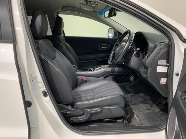 ヴェゼル ハイブリッドZ・ホンダセンシング 1年保証 ワンオーナー ナビVXM-165VFi TV Rカメラ CD録音 BTオ-ディオ DVD ドラレコ ETC LEDライト VSA シ-トヒ-タ- クルコン アルミ スマ-トキ- 盗難防止装置(18枚目)