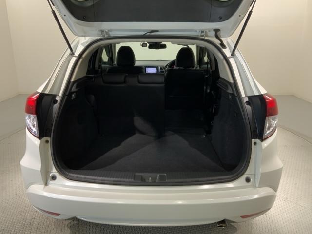 ヴェゼル ハイブリッドZ・ホンダセンシング 1年保証 ワンオーナー ナビVXM-165VFi TV Rカメラ CD録音 BTオ-ディオ DVD ドラレコ ETC LEDライト VSA シ-トヒ-タ- クルコン アルミ スマ-トキ- 盗難防止装置(36枚目)