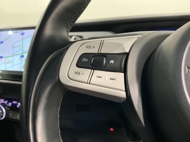 フィット ｅ：ＨＥＶホーム　Ｈ　ＳＥＮＳＩＮＧ　最長５年保証　ワンオーナー　ナビＶＸＵ－２０５ＦＴｉ　ＴＶ　Ｒカメラ　ＣＤ録音　ＢＴオ－ディオ　ＤＶＤ　ドラレコ　ＥＴＣ　ＬＥＤライト　ＶＳＡ　クルコン　スマ－トキ－　盗難防止装置（9枚目）