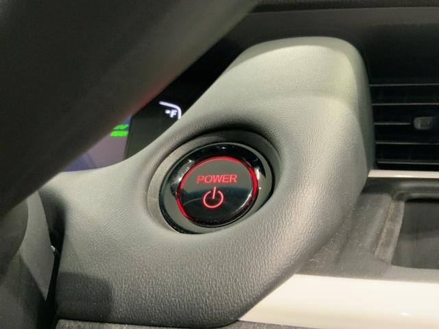 フィット ｅ：ＨＥＶホーム　Ｈ　ＳＥＮＳＩＮＧ　最長５年保証　ワンオーナー　ナビＶＸＵ－２０５ＦＴｉ　ＴＶ　Ｒカメラ　ＣＤ録音　ＢＴオ－ディオ　ＤＶＤ　ドラレコ　ＥＴＣ　ＬＥＤライト　ＶＳＡ　クルコン　スマ－トキ－　盗難防止装置（14枚目）