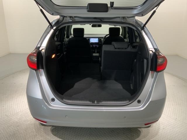 フィット ｅ：ＨＥＶホーム　Ｈ　ＳＥＮＳＩＮＧ　最長５年保証　ワンオーナー　ナビＶＸＵ－２０５ＦＴｉ　ＴＶ　Ｒカメラ　ＣＤ録音　ＢＴオ－ディオ　ＤＶＤ　ドラレコ　ＥＴＣ　ＬＥＤライト　ＶＳＡ　クルコン　スマ－トキ－　盗難防止装置（38枚目）