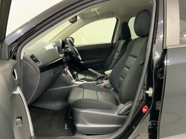 ＣＸ－５ ＸＤ　１年保証　ナビ　ＴＶ　Ｒカメラ　ＢＴオ－ディオ　ＤＶＤ　衝突軽減Ｂ　ＨＩＤ　横滑り防止　クルコン　アルミ　スマ－トキ－　スペアキ－　盗難防止装置　整備記録簿　ドアバイザ－　Ｗエアバッグ　ＡＡＣ　ＡＢＳ（28枚目）