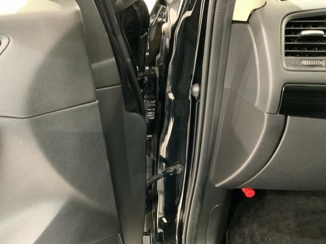 ＣＸ－５ ＸＤ　１年保証　ナビ　ＴＶ　Ｒカメラ　ＢＴオ－ディオ　ＤＶＤ　衝突軽減Ｂ　ＨＩＤ　横滑り防止　クルコン　アルミ　スマ－トキ－　スペアキ－　盗難防止装置　整備記録簿　ドアバイザ－　Ｗエアバッグ　ＡＡＣ　ＡＢＳ（40枚目）