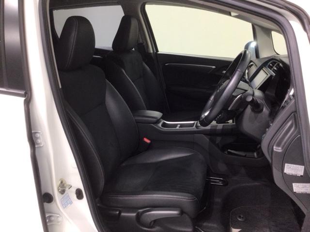 シャトル ハイブリッドＺホンダセンシング　１年保証　ワンオーナー　ナビＶＸＭ－１８５ＶＦＥｉ　ＴＶ　Ｒカメラ　ＣＤ録音　ＢＴオ－ディオ　ＤＶＤ　ＥＴＣ　ＬＥＤライト　ＶＳＡ　シ－トヒ－タ－　クルコン　アルミ　スマ－トキ－　スペアキ－　ＡＡＣ（18枚目）