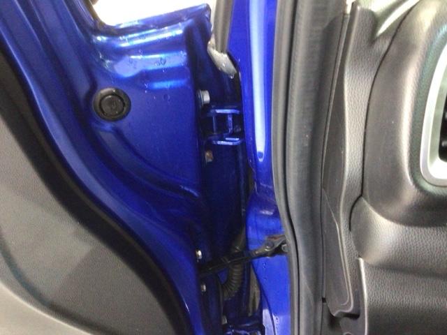 フィット １３Ｇ・Ｆパッケージ　１年保証　ナビＶＸＭ－１７４ＶＦｉ　ＴＶ　Ｒカメラ　ＤＶＤ　ＥＴＣ　ＶＳＡ　スマ－トキ－　スペアキ－　盗難防止装置　整備記録簿　Ｗエアバッグ　ＡＡＣ　イモビ　記録簿有り　助手席エアバッグ　エアバック（42枚目）