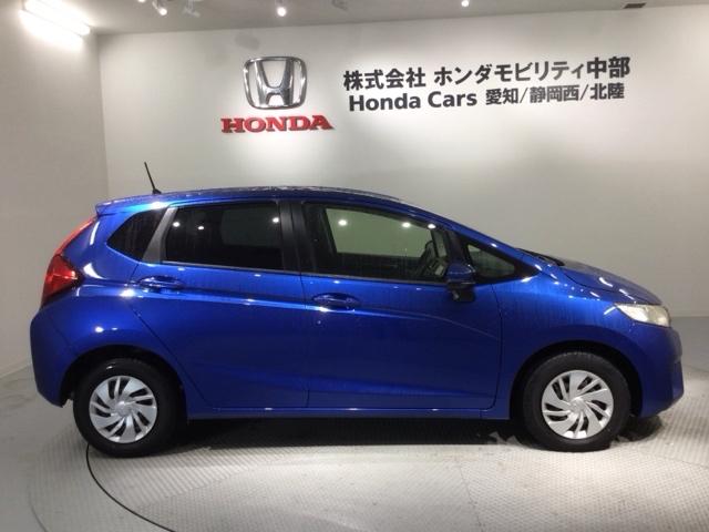 フィット １３Ｇ・Ｆパッケージ　１年保証　ナビＶＸＭ－１７４ＶＦｉ　ＴＶ　Ｒカメラ　ＤＶＤ　ＥＴＣ　ＶＳＡ　スマ－トキ－　スペアキ－　盗難防止装置　整備記録簿　Ｗエアバッグ　ＡＡＣ　イモビ　記録簿有り　助手席エアバッグ　エアバック（51枚目）