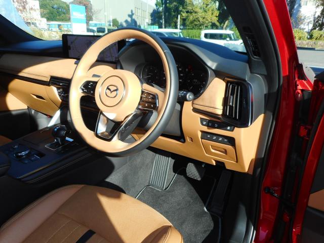 ＣＸ－６０ ＸＤ－ハイブリッド　プレミアムスポーツ　ＸＤハイブリッドプレミアムスポーツ　衝突軽減ブレーキ　マツダコネクトナビ　３６０度モニター　マツダレーダークルーズコントロール（3枚目）