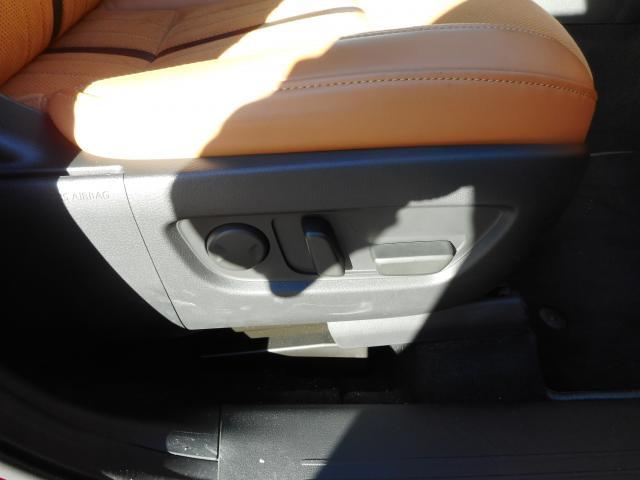 ＣＸ－６０ ＸＤ－ハイブリッド　プレミアムスポーツ　ＸＤハイブリッドプレミアムスポーツ　衝突軽減ブレーキ　マツダコネクトナビ　３６０度モニター　マツダレーダークルーズコントロール（12枚目）