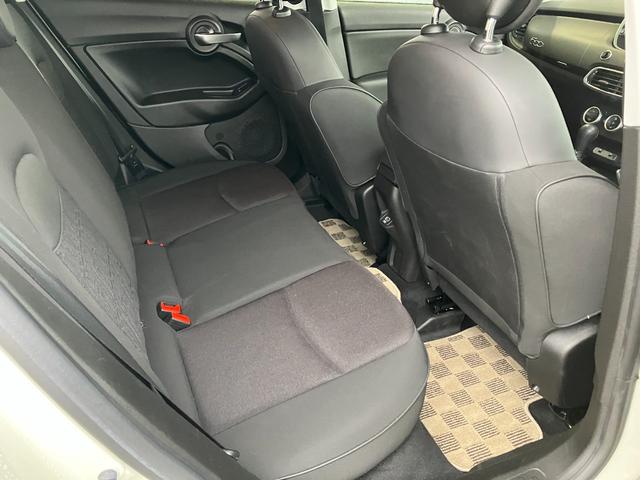 ５００Ｘ ブレッザ　１００台限定車　電動開閉式ベージュソフトトップ　純正ディスプレーオーディオ　バックカメラ　ＥＴＣ（25枚目）