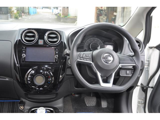 ノート ｅ－パワー　Ｘ　バックモニター　ＥＴＣ　スマートキー　ドライブレコーダー　純正ナビ　地デジ　禁煙車　記録簿　アラウンドビューモニター　ルームミラー　ヒーター付ドアミラー　アルミホイール（4枚目）