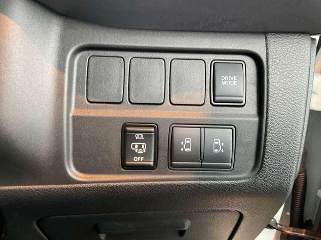 セレナ １．２　ｅ－ＰＯＷＥＲ　ハイウェイスター　Ｖ　後席モニター　３６０°カメラ　エマジェンシーブレーキ　１オナ　スマキー　バックカメラ　ＬＥＤ　レーンアシスト　点検記録簿付　ＥＴＣ　ドラレコ　Ａストップ　イモビ　サイドカーテンエアバック　フルオートエアコン　ＡＢＳ（13枚目）
