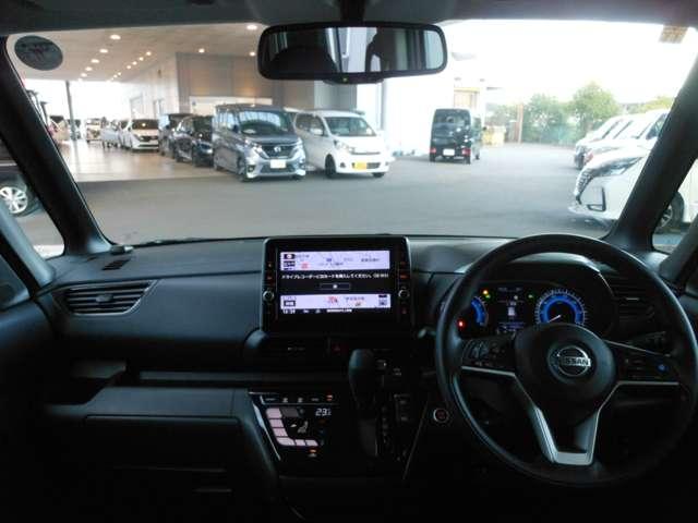 ルークス ６６０　ハイウェイスターＸ　プロパイロット　エディション　ドライブレコーダー　左右パワースライドドア　アイドリング　イモビ　パノラマモニター　助手席エアバッグ　衝突軽減ブレーキ　ＰＷ　ナビ＆ＴＶ　１セグ　ＬＥＤヘッドライト　ＬＤＷ　ドライブレコーダー　バックカメラ　ＰＳ　ＡＡＣ（4枚目）