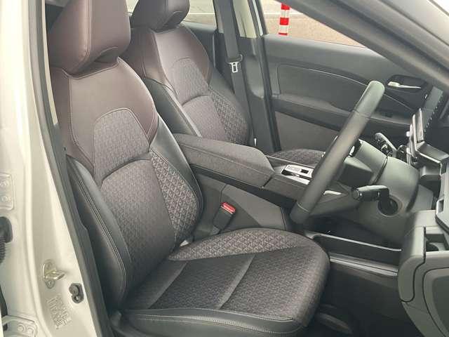 オーラ １．２　Ｇ　アラウンドモニター　自動（被害軽減）ブレーキ　ＬＥＤ　ＬＫＡ　サイドカメラ　ドライブレコーダー　カーテンエアバッグ　アルミホイール　インテリジェントキー　パワーウィンドウ　ワンオーナー　フルオートエアコン　メモリーナビ（6枚目）