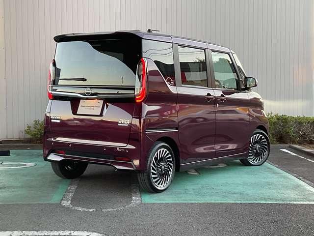 ルークス 660 ハイウェイスターGターボ アーバンクロム プロパイロット エディション アラウンドモニター インテリジェントキー アルミホイール 記録簿 レーダークルーズコントロール LEDヘッドライト アイドリングストップ サイドカメラ レーンキープアシスト メモリーナビ エアコン エアバッグ キーレス(2枚目)