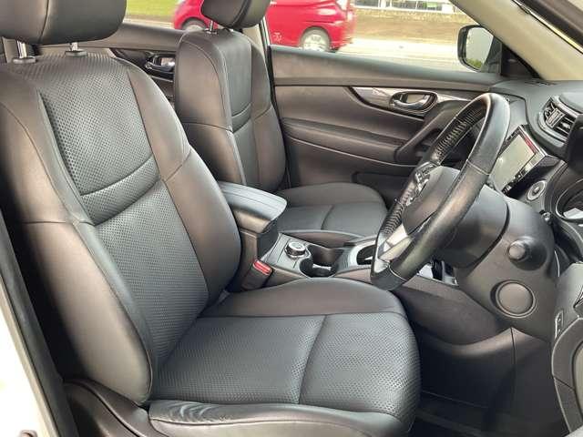 エクストレイル 2.0 20X 2列車 4WD アラウンドモニター 誤発信抑制機能 アダプティブクルーズ 車線逸脱防止 フルタイム4WD バックモニター オートエアコン ナビ&TV スマ-トキ- アルミ ワンオーナー車 ETC付 PS メモリーナビゲーション ドラレコ(6枚目)