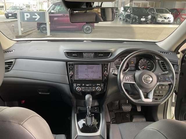 エクストレイル 2.0 20X 2列車 4WD アラウンドモニター 誤発信抑制機能 アダプティブクルーズ 車線逸脱防止 フルタイム4WD バックモニター オートエアコン ナビ&TV スマ-トキ- アルミ ワンオーナー車 ETC付 PS メモリーナビゲーション ドラレコ(10枚目)