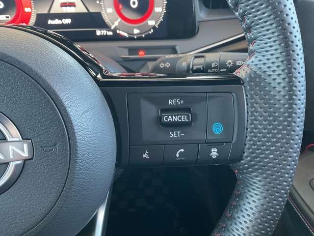 オーラ １．２　ＮＩＳＭＯ　プロパイロット　カーテンエアバッグ　エマブレ　インテリキー　ＥＴＣ　車線逸脱警報　ワンセグ　キーフリーシステム　ダブルエアバック　定期点検記録簿　アルミホイール　運転席エアバッグ　メモリーナビ　アイドリングストップ（15枚目）