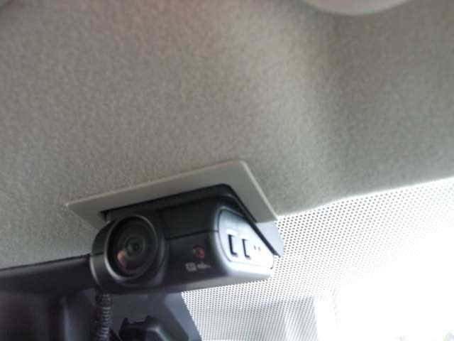 デイズ ６６０　ハイウェイスターＧターボ　アーバンクロム　プロパイロット　エディション　踏み間違い防止　３６０°カメラ　レーンキープアシスト　アルミホイール　ドラレコ　オートエアコン　メモリーナビ（11枚目）