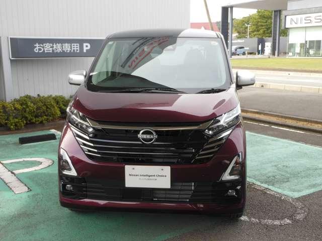 デイズ ６６０　ハイウェイスターＧターボ　アーバンクロム　プロパイロット　エディション　踏み間違い防止　３６０°カメラ　レーンキープアシスト　アルミホイール　ドラレコ　オートエアコン　メモリーナビ（14枚目）