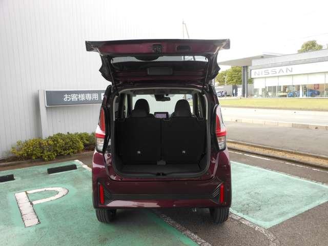 デイズ ６６０　ハイウェイスターＧターボ　アーバンクロム　プロパイロット　エディション　踏み間違い防止　３６０°カメラ　レーンキープアシスト　アルミホイール　ドラレコ　オートエアコン　メモリーナビ（16枚目）