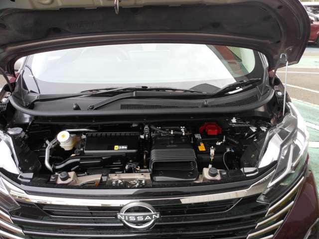 デイズ ６６０　ハイウェイスターＧターボ　アーバンクロム　プロパイロット　エディション　踏み間違い防止　３６０°カメラ　レーンキープアシスト　アルミホイール　ドラレコ　オートエアコン　メモリーナビ（18枚目）