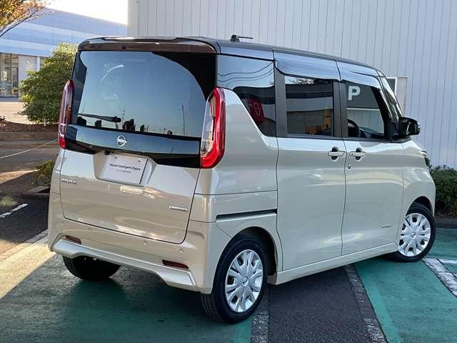 ルークス ６６０　Ｘ　アラウンドモニター　アラモニ　前後衝突軽減ブレーキ　ワンオーナー車　車線逸脱防止　ＥＴＣ　スマートキー　定期点検記録簿　キーフリー　ドライブレコーダー　フルオートエアコン　パワーウインドウ　バックカメラ　Ｗエアバック（4枚目）