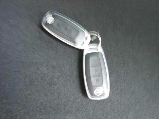 ノート Ｓ　ドライブレコーダー　軽減ブレーキ　ワンオーナー　バックカメラ　メモリーナビ　ドライブレコーダー　整備点検記録簿　オートエアコン　パワーウインドウ　ナビ　エアバッグ　ＡＢＳ　パワーステアリング　助手席エアバッグ（18枚目）