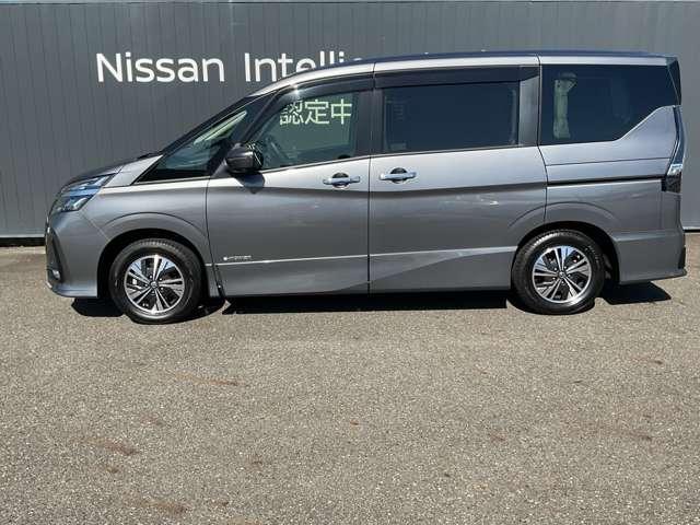 セレナ １．２　ｅ－ＰＯＷＥＲ　ハイウェイスター　Ｖ　プロパイロット　ドライブレコーダー　アラ　３６０°カメラ　エマジェンシーブレーキ　１オナ　スマキー　バックカメラ　ＬＥＤ　レーンアシスト　点検記録簿付　ＥＴＣ　ドラレコ　Ａストップ　サイドカーテンエアバック　フルオートエアコン　アルミホイール（5枚目）