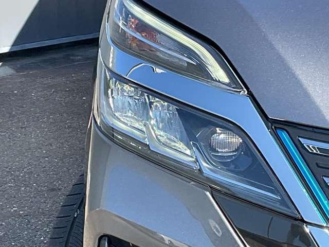 セレナ １．２　ｅ－ＰＯＷＥＲ　ハイウェイスター　Ｖ　プロパイロット　ドライブレコーダー　アラ　３６０°カメラ　エマジェンシーブレーキ　１オナ　スマキー　バックカメラ　ＬＥＤ　レーンアシスト　点検記録簿付　ＥＴＣ　ドラレコ　Ａストップ　サイドカーテンエアバック　フルオートエアコン　アルミホイール（6枚目）