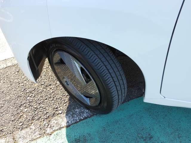 ルークス ６６０　Ｘ　エマブレ・ドラレコ　アラモニ　前後衝突軽減ブレーキ　車線逸脱防止　キーフリー　ドライブレコーダー　ｉ－ｓｔｏｐ　フルオートエアコン　パワーウインドウ　バックカメラ　盗難防止　カーテンエアバッグ　Ｗエアバック　メモリーナビ（19枚目）