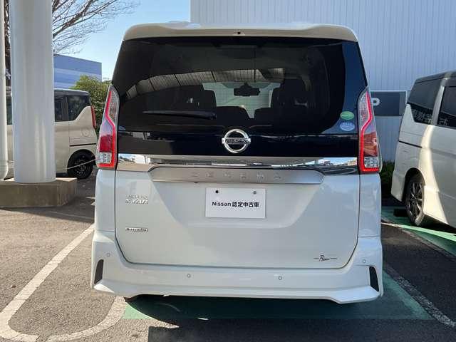 セレナ 2.0 ハイウェイスター VセレクションII 防水シート バックモニタ 全周囲モニタ アイスト インテリキー LEDライト ETC車載器 サイドエアバッグ 記録簿 ドライブレコーダー メモリ-ナビ アルミ TVナビ エアバック ABS Wエアバッグ(6枚目)