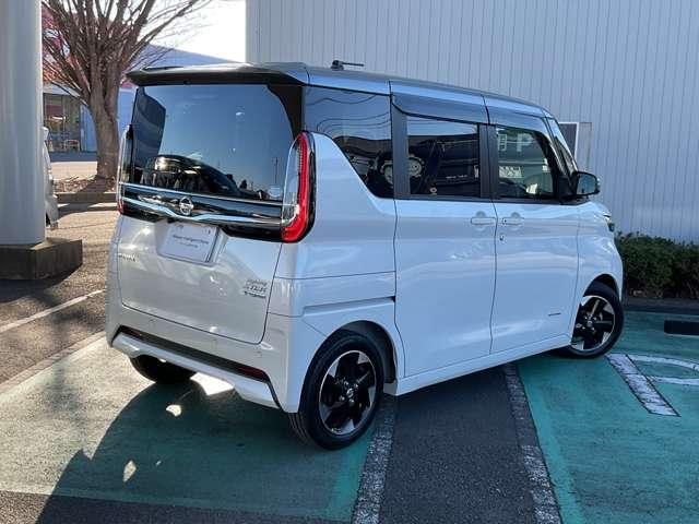 ルークス ６６０　ハイウェイスターＸ　ドライブレコーダー　衝突被害軽減ブレ－キ　助手席側オートスライドドア　マルチビューカメラ　車線逸脱警報装置　ＬＥＤ　スマートキー　パワーウィンドウ　ワンオーナー　カーテンエアバック　ドライブレコーダー　ナビＴＶ　記録簿（3枚目）