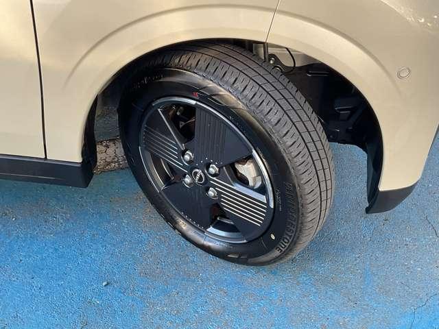 サクラ X ドライブレコーダー アラウンドヴューモニター 運転席エアバック AAC LEDヘッドランプ スマートキー レーンアシスト ドラレコ キーレスエントリー ワンオーナー バックモニター パワーステアリング アルミホイール(4枚目)