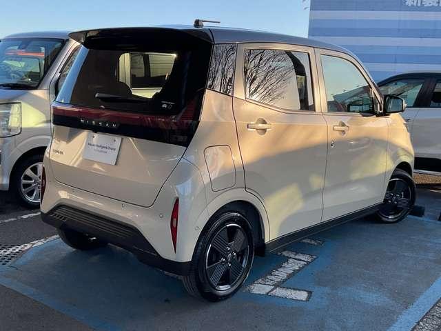 サクラ X ドライブレコーダー アラウンドヴューモニター 運転席エアバック AAC LEDヘッドランプ スマートキー レーンアシスト ドラレコ キーレスエントリー ワンオーナー バックモニター パワーステアリング アルミホイール(5枚目)