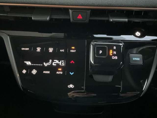 サクラ X ドライブレコーダー アラウンドヴューモニター 運転席エアバック AAC LEDヘッドランプ スマートキー レーンアシスト ドラレコ キーレスエントリー ワンオーナー バックモニター パワーステアリング アルミホイール(17枚目)