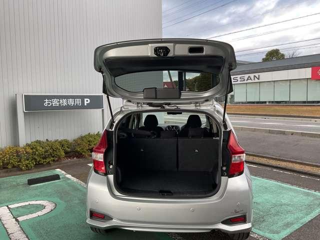 ノート 1.2 e-POWER X ドライブレコーダー 360°カメラ 記録簿付 Rカメラ 運転席助手席エアバック レーンキープ AUTOエアコン 1オーナー 盗難防止システム ナビTV サイドカメラ 運転席エアバッグ キーレスエントリー LEDヘッド(17枚目)