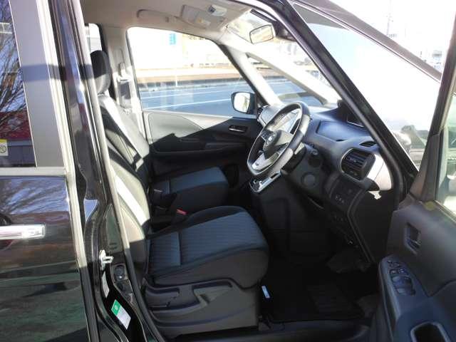 セレナ ２．０　ハイウェイスター　Ｖ　プロパイロット・ドライブレコーダー　アルミ　衝突被害軽減　ＬＤＰ　エアバッグ　両側オートスライドドア　クルコン　ナビ　メモリーナビ　アイドリングストップ　ドラレコ　パワステ　Ｗエアバッグ　ＡＢＳ　ＥＴＣ付　Ｂカメラ　盗難防止装置（13枚目）