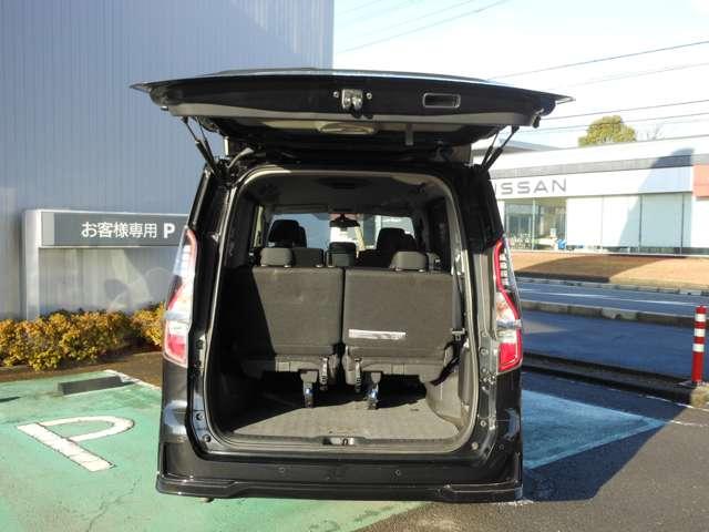 セレナ ２．０　ハイウェイスター　Ｖ　プロパイロット・ドライブレコーダー　アルミ　衝突被害軽減　ＬＤＰ　エアバッグ　両側オートスライドドア　クルコン　ナビ　メモリーナビ　アイドリングストップ　ドラレコ　パワステ　Ｗエアバッグ　ＡＢＳ　ＥＴＣ付　Ｂカメラ　盗難防止装置（18枚目）