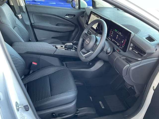 オーラ １．２　Ｇ　レザーエディション　プロパイロット・ドライブレコーダー　ワンオーナ　追突防止　レーダークルーズ　本革　車線逸脱警報装置　ＬＥＤ　ドライブレコーダー　盗難防止　記録簿　バックモニター　ＥＴＣ　インテリジェントキー　メモリーナビゲーション　ＡＷ　オートエアコン（6枚目）