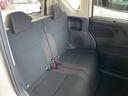 リヤシートも広々していてゆったりとくつろげます。