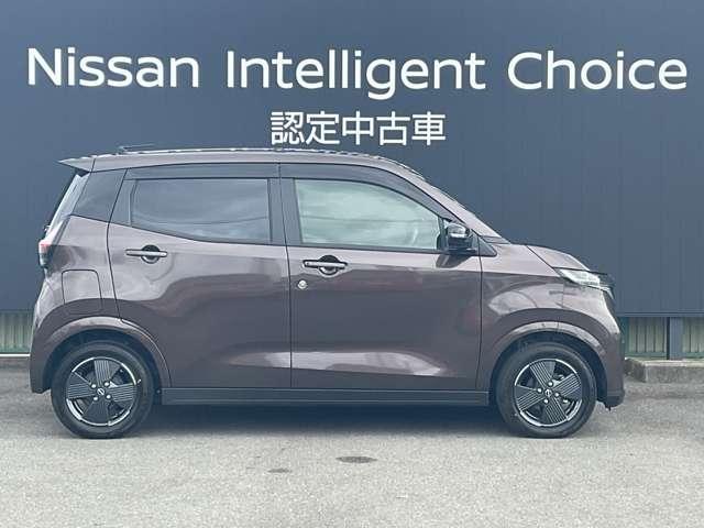 サクラ Ｘ　純正ナビ　アラウンドビューモニター　アラウンドヴューモニター　運転席エアバック　ＡＡＣ　スマートキー　レーンアシスト　ＥＴＣ　盗難防止システム　ドラレコ　キーレスエントリー　バックモニター　パワーステアリング　アルミホイール　ＡＢＳ（8枚目）