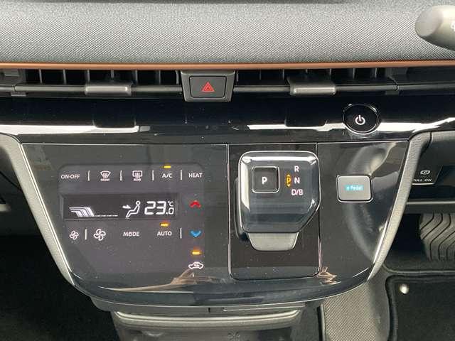サクラ Ｘ　純正ナビ　アラウンドビューモニター　アラウンドヴューモニター　運転席エアバック　ＡＡＣ　スマートキー　レーンアシスト　ＥＴＣ　盗難防止システム　ドラレコ　キーレスエントリー　バックモニター　パワーステアリング　アルミホイール　ＡＢＳ（13枚目）