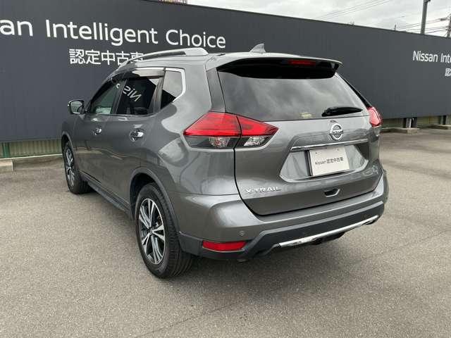 エクストレイル ２．０　２０Ｘｉ　２列車　プロパイロット　全方位カメラ　ＬＥＤヘットライト　Ｒカメラ　インテリキー　レーンキープアシスト　ＥＴＣ　ドライブレコーダー　記録簿　キーフリー　１オーナー　ＴＶナビ　オートエアコン　アルミホイール　メモリーナビ　ＡＢＳ　エアバッグ（3枚目）