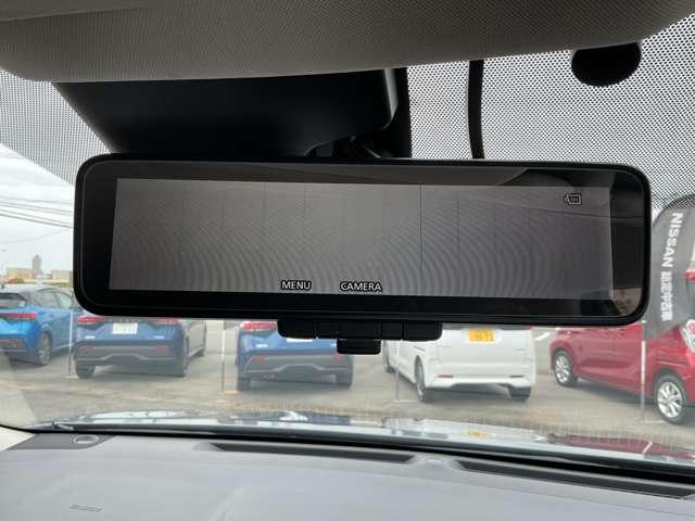 エクストレイル ２．０　２０Ｘｉ　２列車　プロパイロット　全方位カメラ　ＬＥＤヘットライト　Ｒカメラ　インテリキー　レーンキープアシスト　ＥＴＣ　ドライブレコーダー　記録簿　キーフリー　１オーナー　ＴＶナビ　オートエアコン　アルミホイール　メモリーナビ　ＡＢＳ　エアバッグ（14枚目）