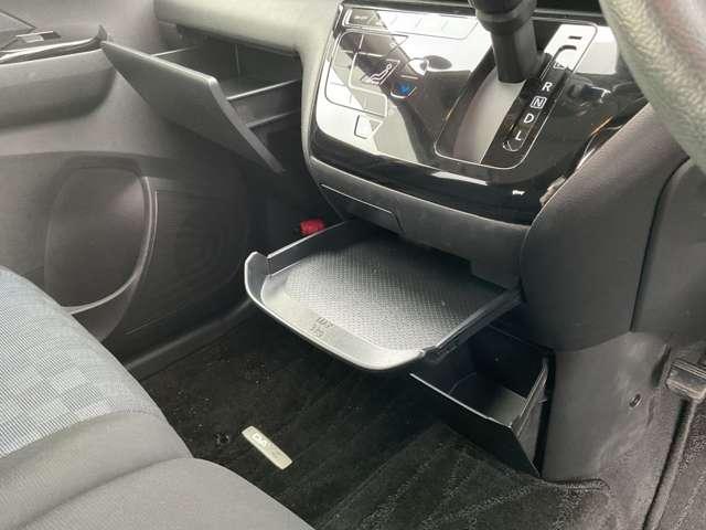 デイズ 660 ハイウェイスターX 整備履歴有 1オーナー インテリジェントキー バックカメラ オートエアコン デュアルエアバッグ 記録簿 アルミホイール パワーステアリング パワーウィンドウ 運転席エアバッグ キーレス ABS サイドエアバック(12枚目)