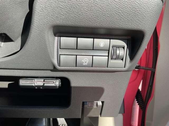 デイズ ６６０　Ｘ　全方位モニターＥＴＣ　アラウンドＭ　踏み間違え防止　スマートキー　バックカメラ　１オーナー　ＥＴＣ　アイドリングストップ　ドライブレコーダー　キーレス　フルオートエアコン　ナビＴＶ　ＷＡＢ　記録簿　運転席エアバック　ＰＳ（12枚目）