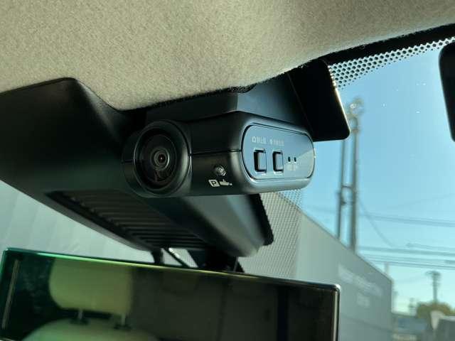 キックス １．２　Ｘ　ツートーン　インテリアエディション　（ｅ－ＰＯＷＥＲ）　プロパイロット　レーダークルーズ　被害軽減ブレーキ　ＬＥＤヘッドライト　アラウンドビューモニター　インテリジェントキー　ドラレコ　ＥＴＣ　メモリ－ナビ　エアコン　パワステ　キーレス　パワーウィンドウ　ＡＢＳ　ナビＴＶ（18枚目）