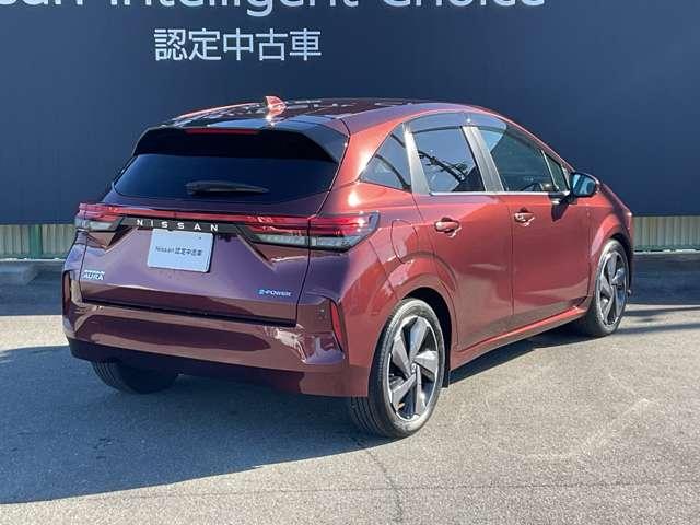 オーラ １．２　Ｇ　メーカー純正ナビ　ＳＯＳコール　自動（被害軽減）ブレーキ　ＬＥＤ　ＬＫＡ　サイドカメラ　ＥＴＣ　ドライブレコーダー　カーテンエアバッグ　アルミホイール　禁煙　インテリジェントキー　パワーウィンドウ　ワンオーナー　フルオートエアコン（3枚目）